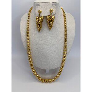 Napier Vintage Gold Tone Ball Bead 24" Necklace Grape Cluster Earrings Pierced